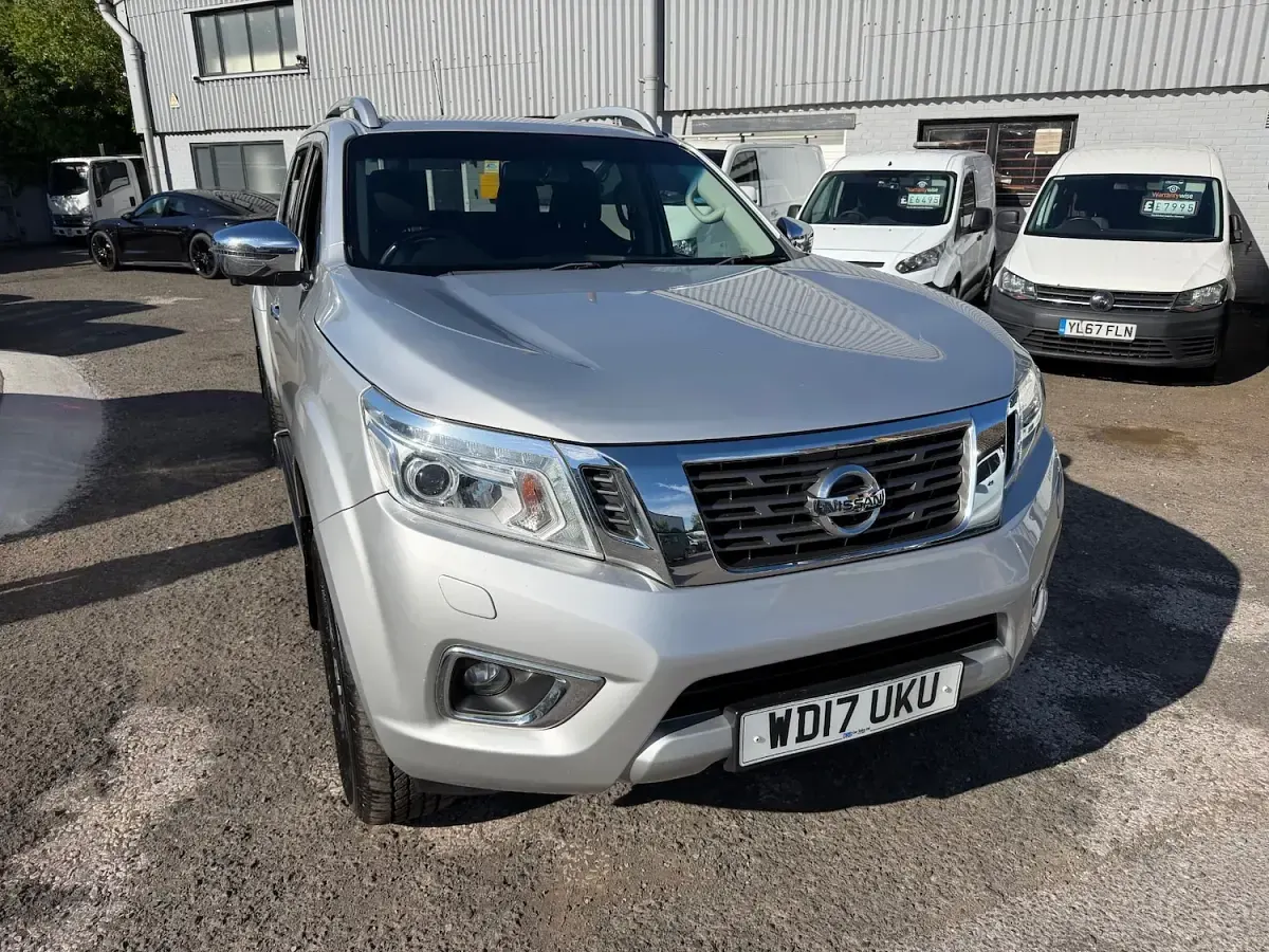 Used Nissan Navara Tekna 2017 Silver Pickup