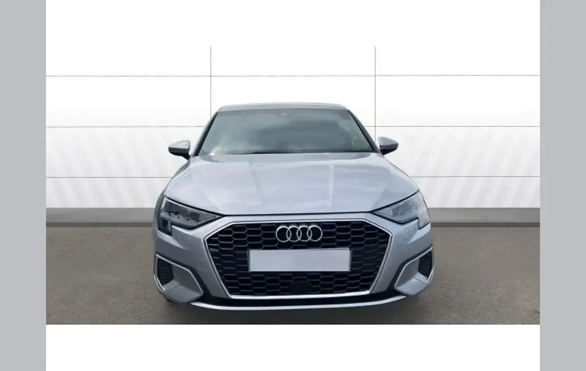 Used Audi A3 Sport 147 HP (108 kW) 2023 Silver Sedan