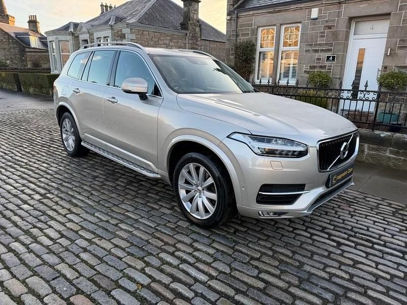 Used Volvo XC90 Momentum 225 HP (165 kW) 2015 Gold SUV