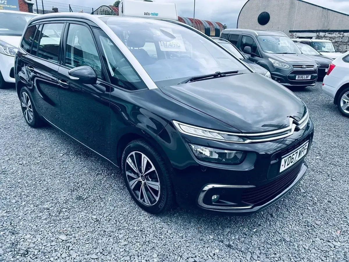 Used Citroën Grand C4 Picasso Feel 120 HP (88 kW) 2017 Black MPV