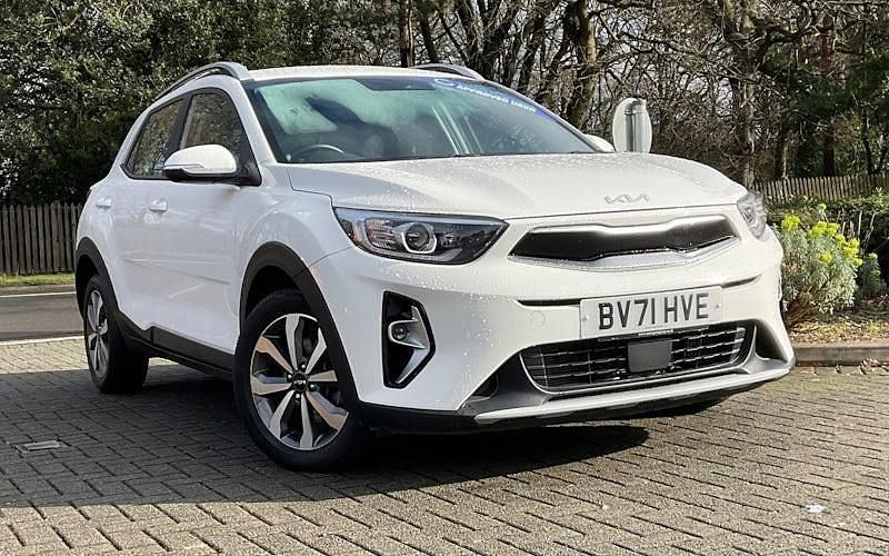 Usado Kia Stonic 101 HP (74 kW) 2024 SUV
