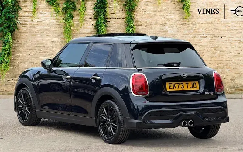 Used Mini Cooper S Exclusive 178 HP (130 kW) 2022 Black Hatchback