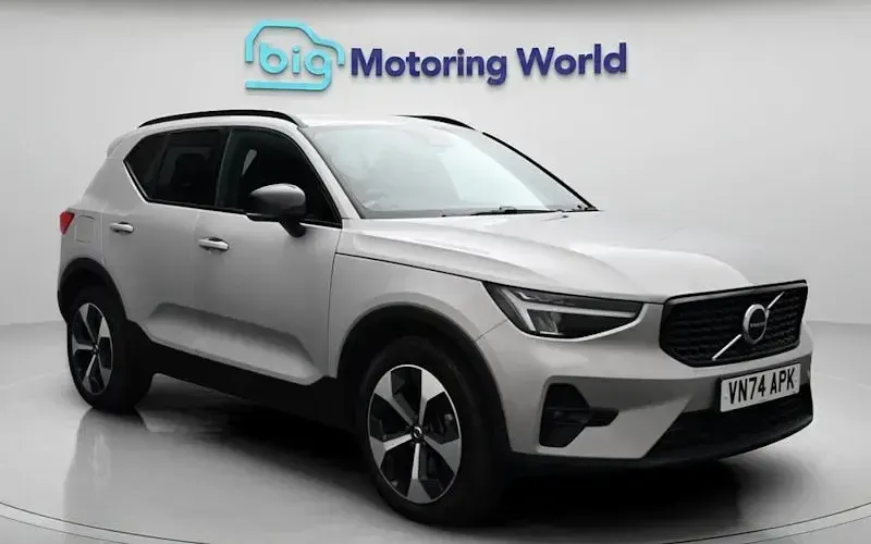 Used Volvo XC40 Plus 163 HP (119 kW) 2025 SUV