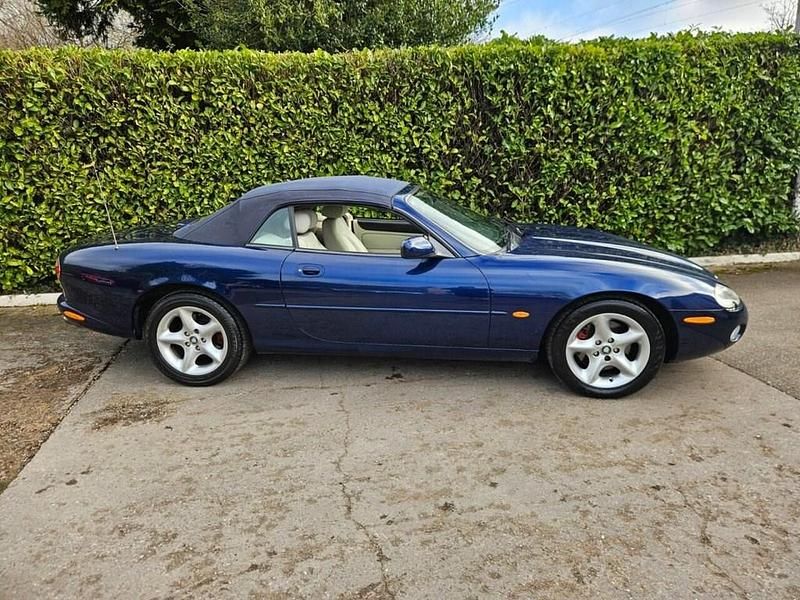 Used Jaguar XK 290 HP (213 kW) 2001 Blue Cabriolet