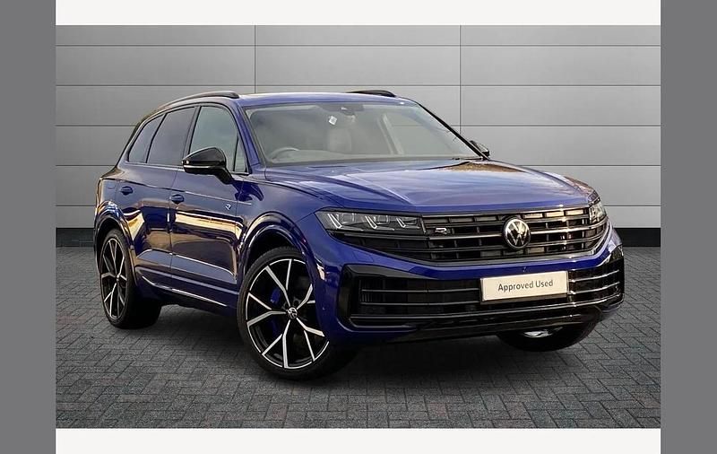 Blue Used 2025 VW Touareg R SUV | £61,550 (Fair price) - Image 1/3
