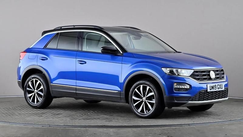 Blue Used 2019 VW T-Roc Design SUV | £12,698 (Fair price) - Image 1/4