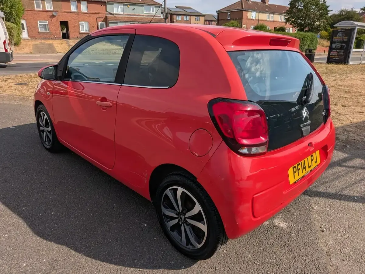 Used Citroën C1 Flair 2014 Orange Hatchback