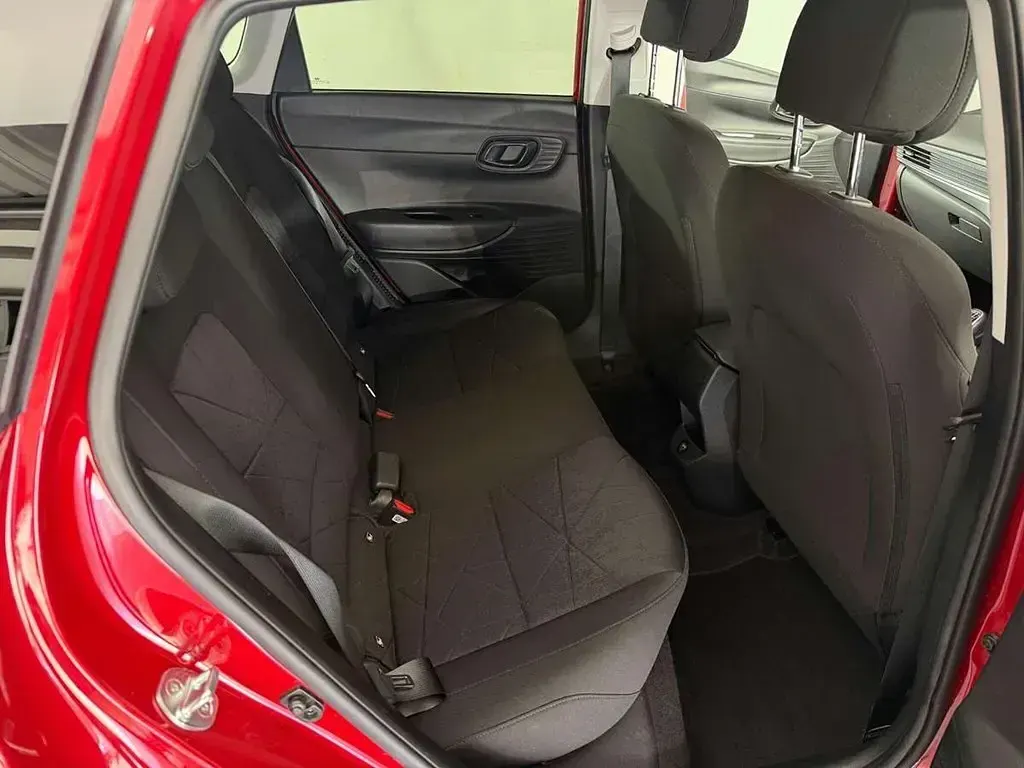 Used Hyundai Bayon Premium 99 HP (72 kW) 2024 Red SUV