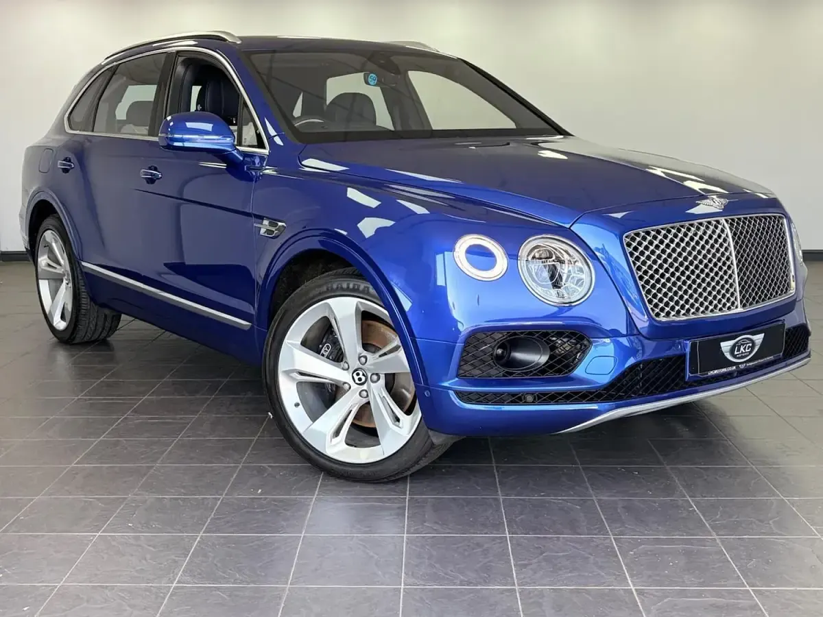 Used Bentley Bentayga 608 HP (447 kW) 2018 Blue SUV