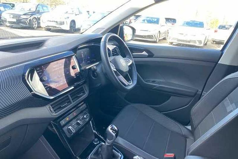 Used VW T-Cross 95 HP (69 kW) 2024 SUV