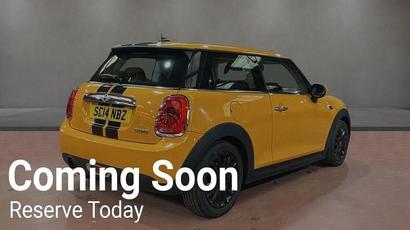Usado Mini Cooper Hatch 136 HP (100 kW) 2014 Laranja Citadino