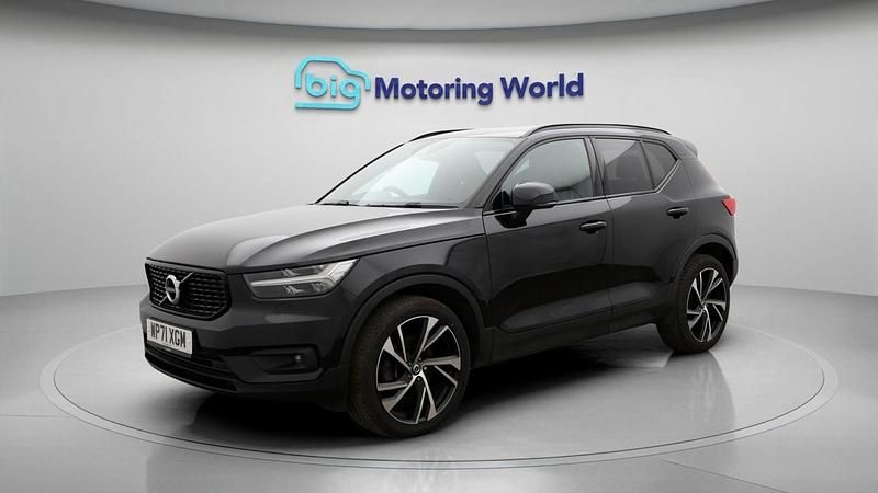 Used Volvo XC40 R-Design Pro 197 HP (144 kW) 2021 Black SUV