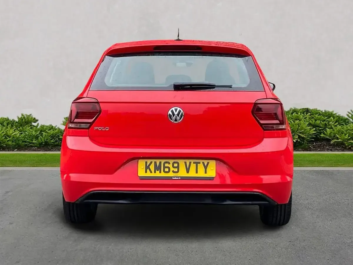 Used VW Polo SEL 115 HP (84 kW) 2019 Red Hatchback