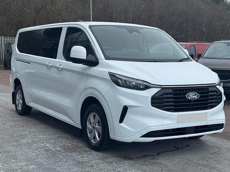 Używany Ford Transit Custom Limited 136 KM (100 kW) 2025 Biały Kombi