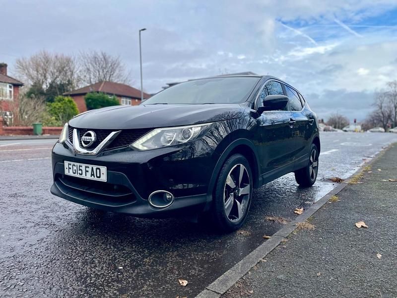 Used Nissan Qashqai N-TEC 115 HP (84 kW) 2015 Black SUV