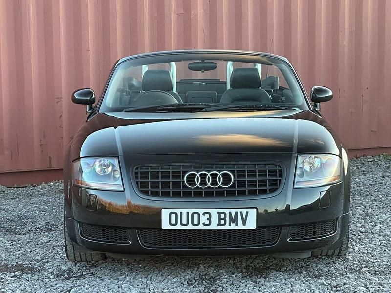 Used Audi TT Roadster 225 HP (165 kW) 2003 Black Cabriolet