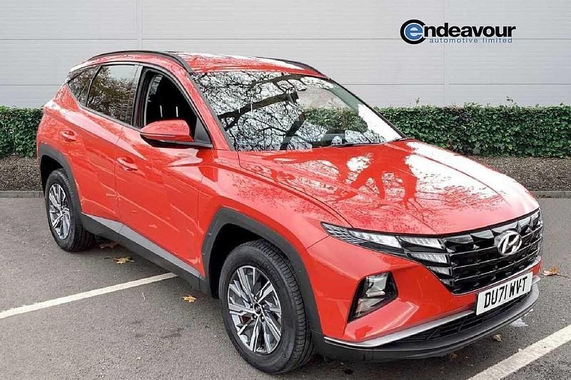 Used Hyundai Tucson SE 230 HP (169 kW) 2021 Red SUV
