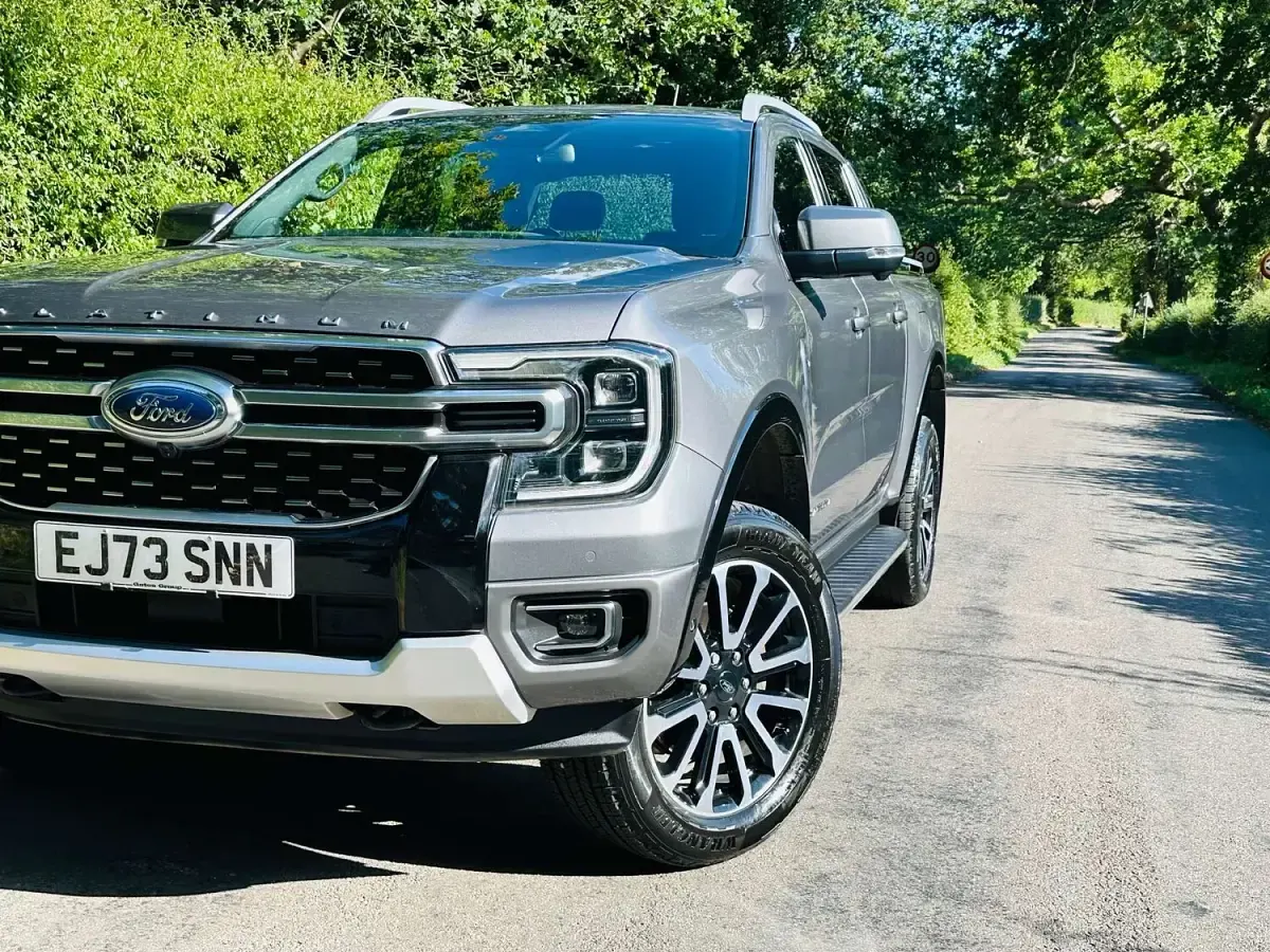 Used Ford Ranger Platinum 240 HP (176 kW) 2023 Grey Pickup