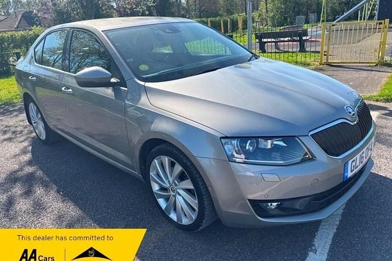 Used Skoda Octavia LAURIN & KLEMENT 2016 Beige Hatchback