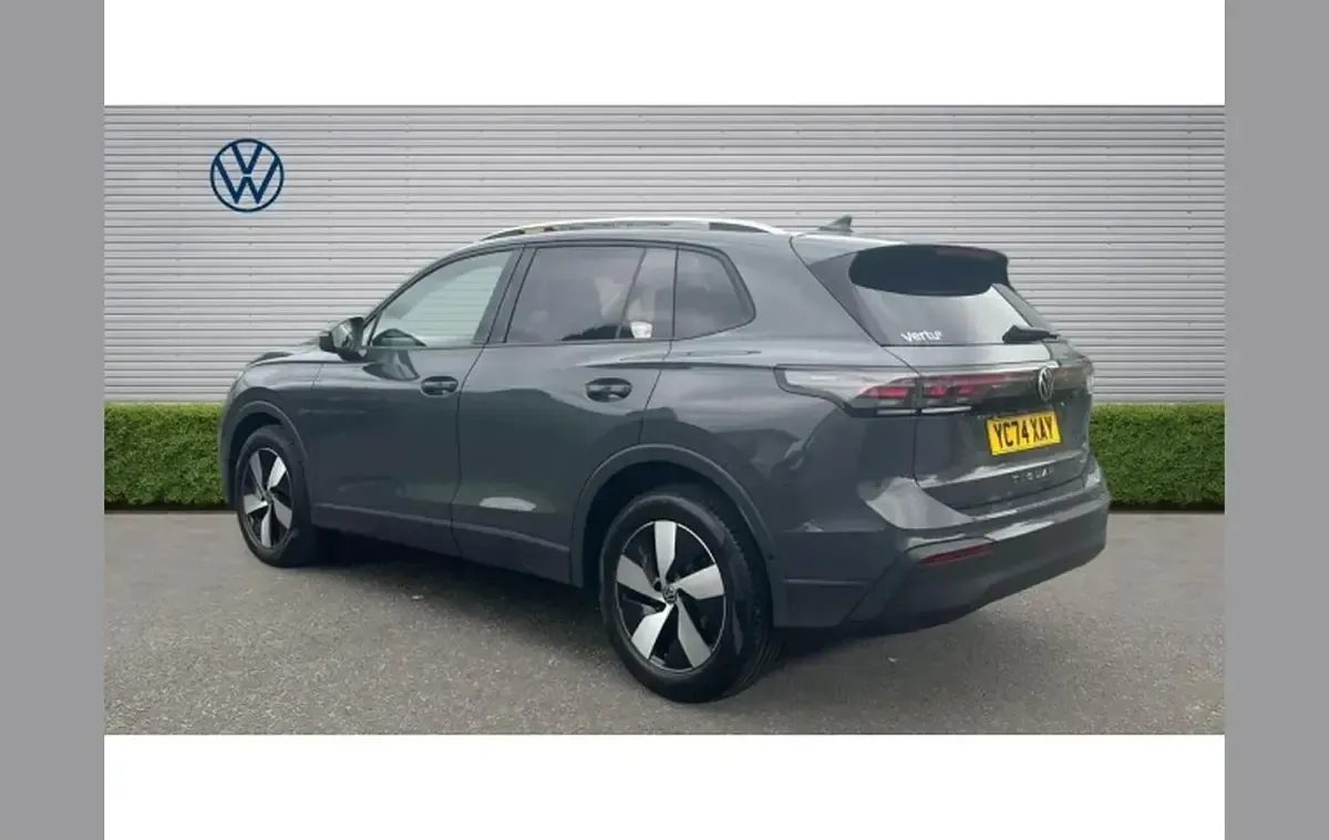 Used VW Tiguan Match 150 HP (110 kW) 2024 Grey SUV
