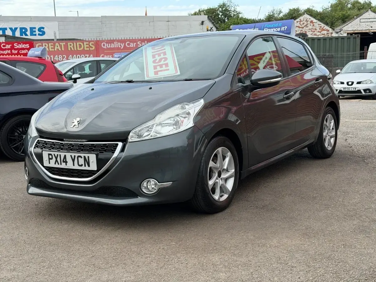 Used Peugeot 208 Active 68 HP (50 kW) 2014 Grey Hatchback