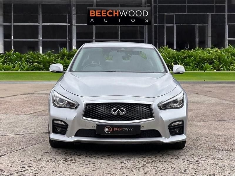 Used Infiniti Q50 Sport Tech 170 HP (125 kW) 2015 Silver Sedan