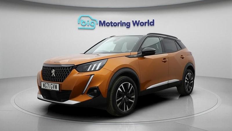 Used Peugeot 2008 Premium 155 HP (114 kW) 2021 Orange SUV