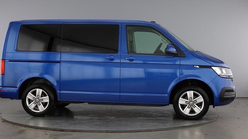 Used VW Shuttle SE 150 HP (110 kW) 2021 Blue MPV