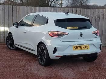 Novo Renault Clio V Techno 143 HP (105 kW) 2025 Branco Citadino