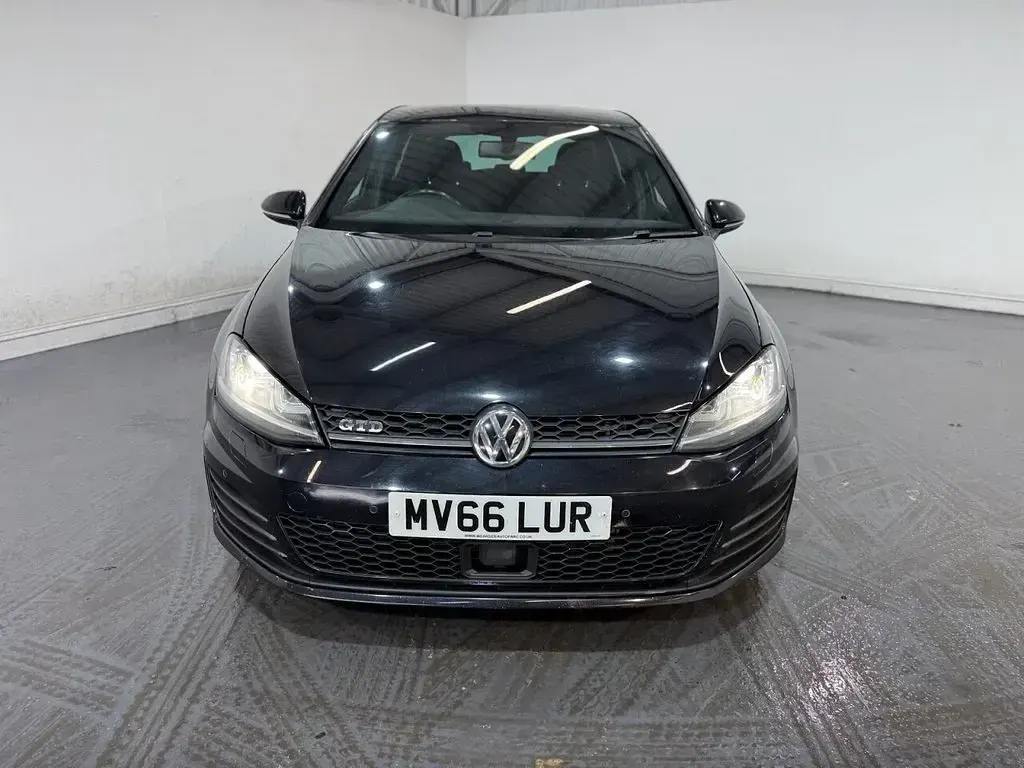 Used VW Golf VII GTD 184 HP (135 kW) 2016 Black Hatchback