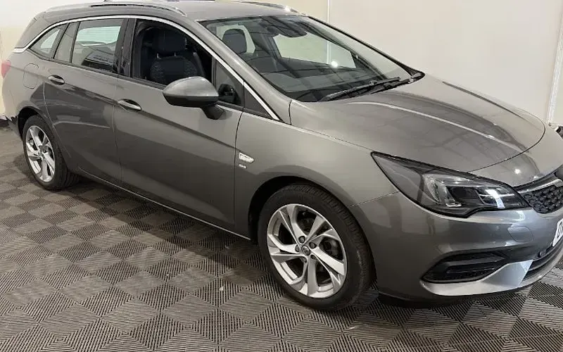 Used Vauxhall Astra SRi 145 HP (106 kW) 2021 Estate