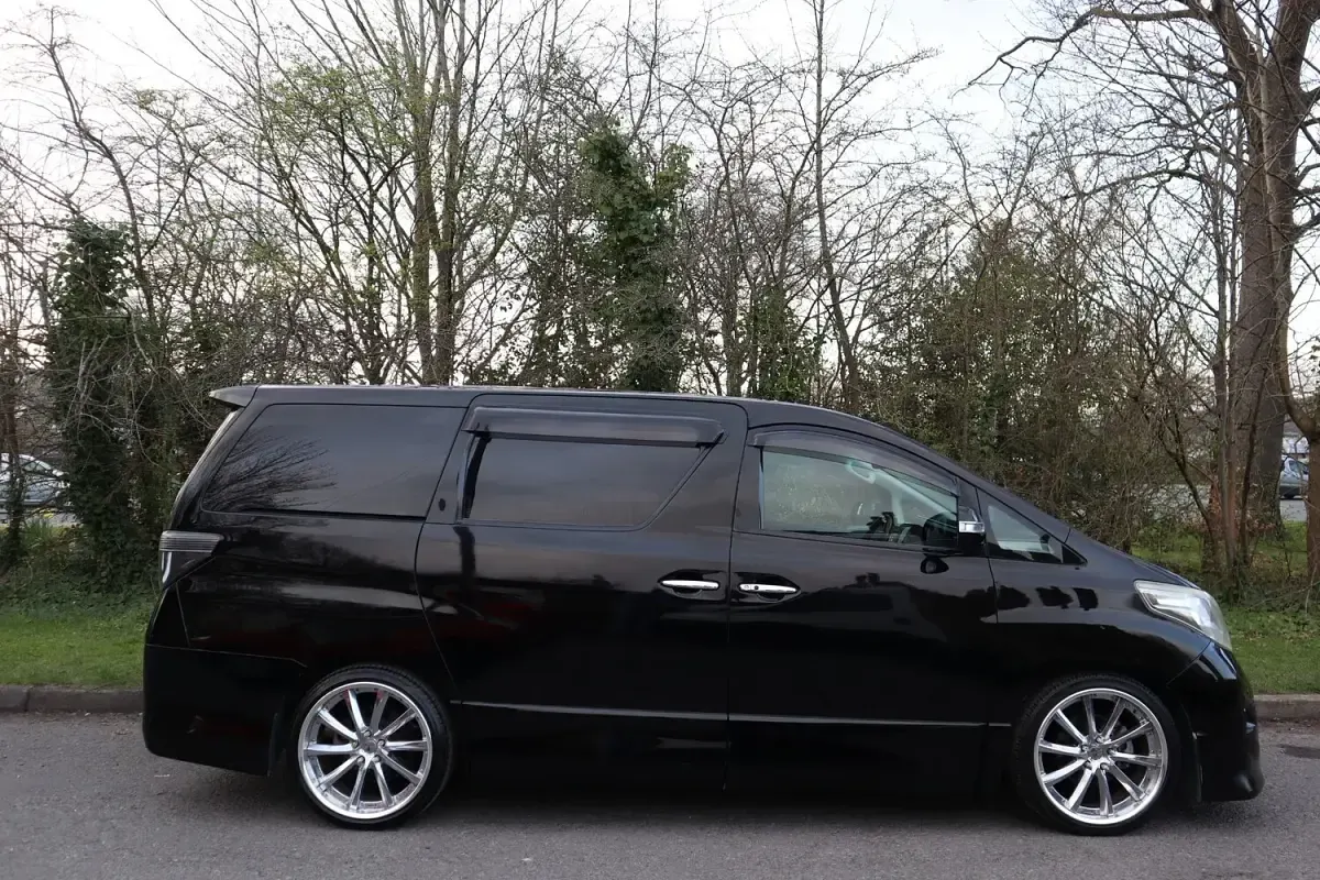 Used Toyota Alphard Edition 2008 Black MPV