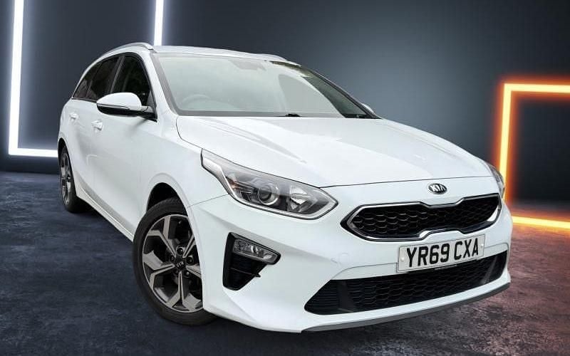 Usado Kia Ceed Sportswagon 140 HP (102 kW) 2020 Carrinha