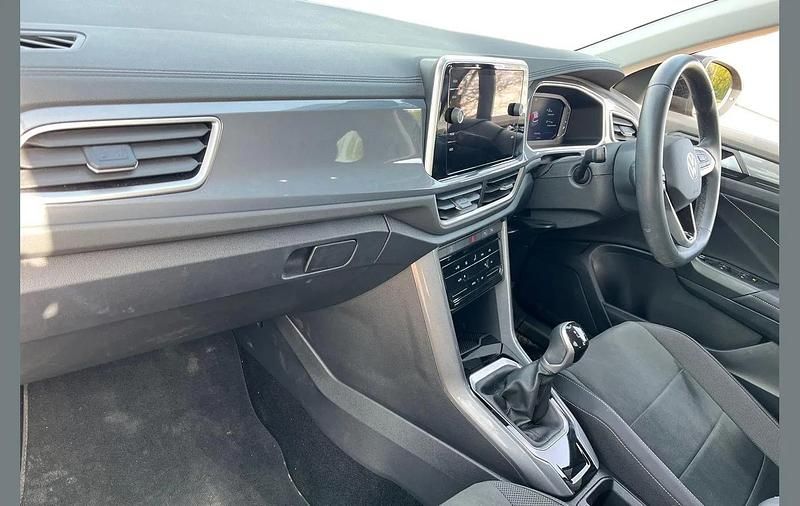 Used VW T-Roc Style 110 HP (80 kW) 2023 Black SUV