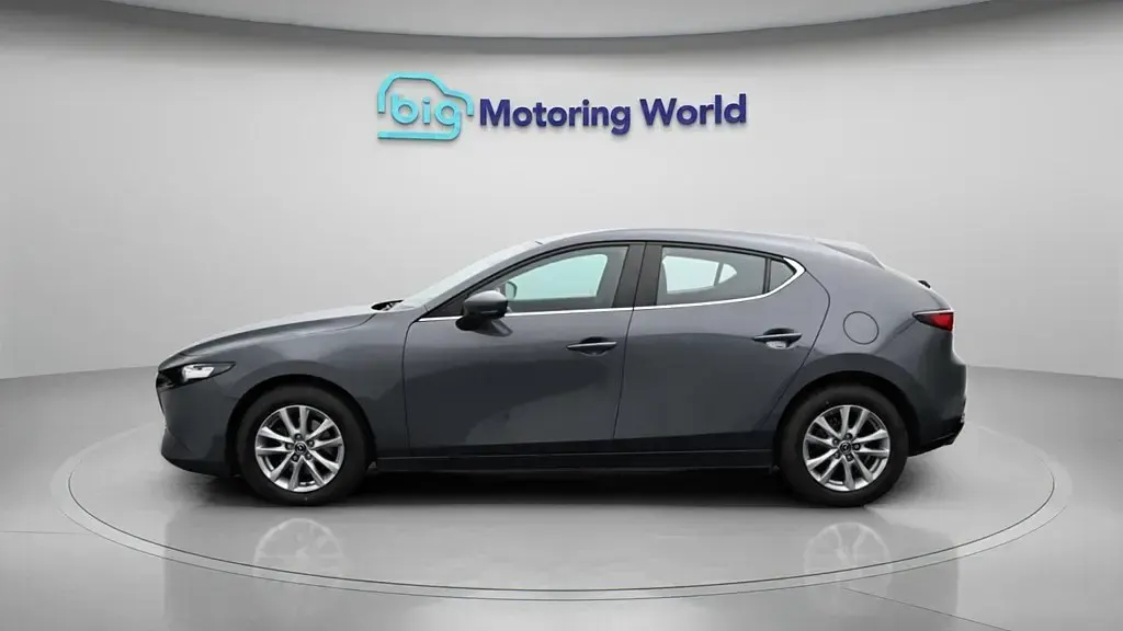 Gebraucht Mazda 3 122 PS (89 kW) 2023 Grau Kleinwagen