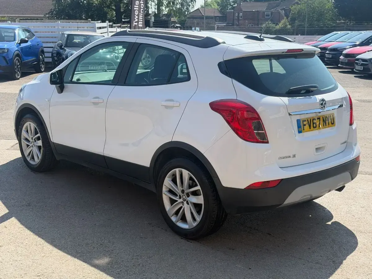 Used Vauxhall Mokka X Active 140 HP (102 kW) 2018 White SUV