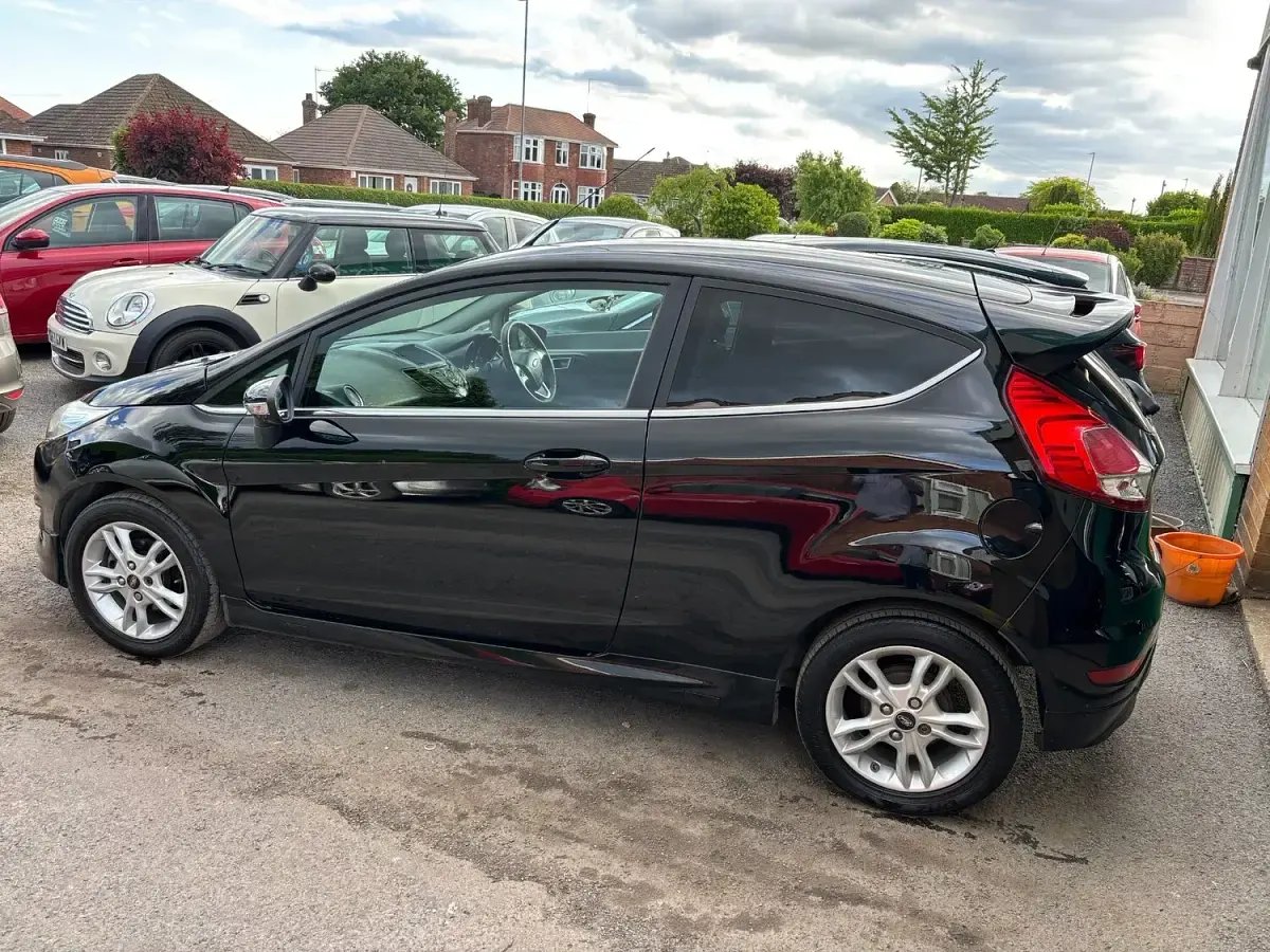 Used Ford Fiesta Zetec 2016 Black Hatchback