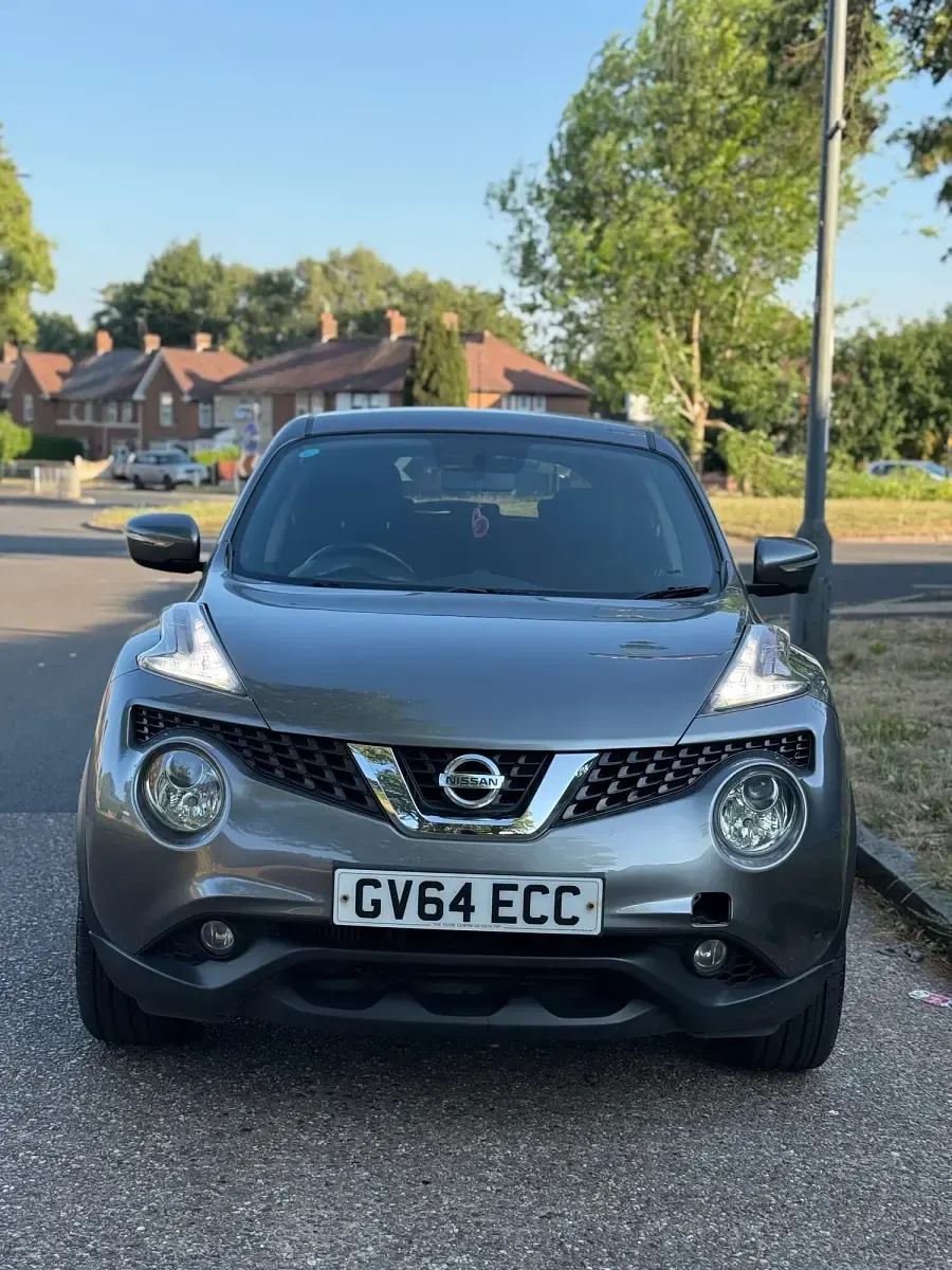 Used Nissan Juke Acenta 115 HP (84 kW) 2015 Grey SUV