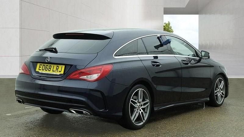 Used Mercedes CLA180 Shooting Brake AMG line 122 HP (89 kW) 2018 Blue Estate
