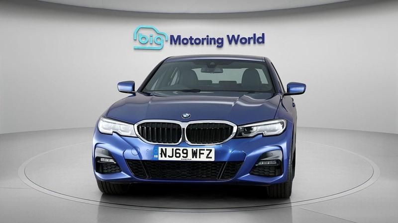 Used BMW 330e M Sport 292 HP (214 kW) 2019 Blue Sedan