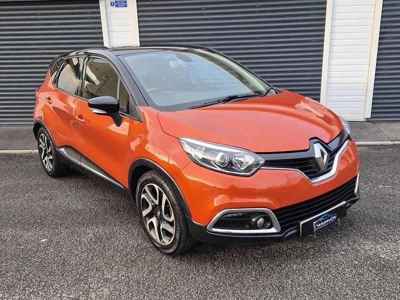 Used Renault Captur Dynamique 2015 Orange SUV