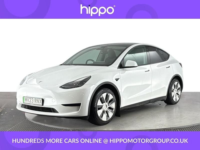 White Used 2023 Tesla Model Y RWD SUV | £21,240 (Fair price) - Image 1/4