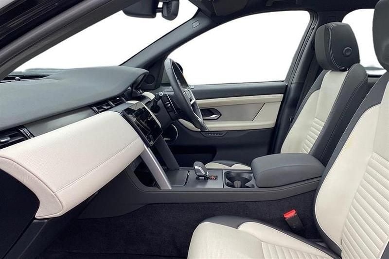 Used Land Rover Discovery Sport SE Dynamic 309 HP (227 kW) 2024 Black SUV