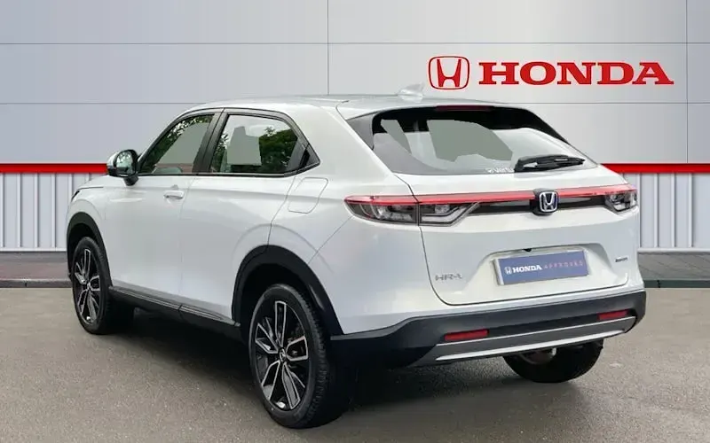Używany Honda HR-V Elegance 131 KM (96 kW) 2024 SUV
