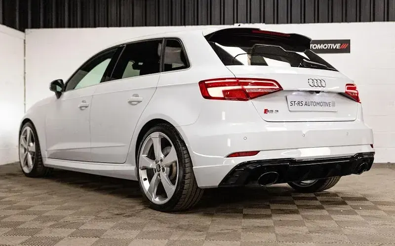 Used Audi RS3 400 HP (294 kW) 2018 White Sedan