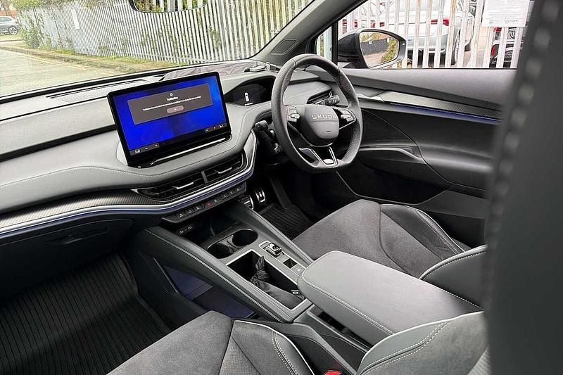 Used Skoda Enyaq iV SportLine 210 kW (286 HP) 2025 Green SUV