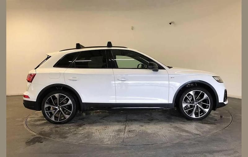 Used Audi Q5 Advanced 295 HP (216 kW) 2022 White SUV