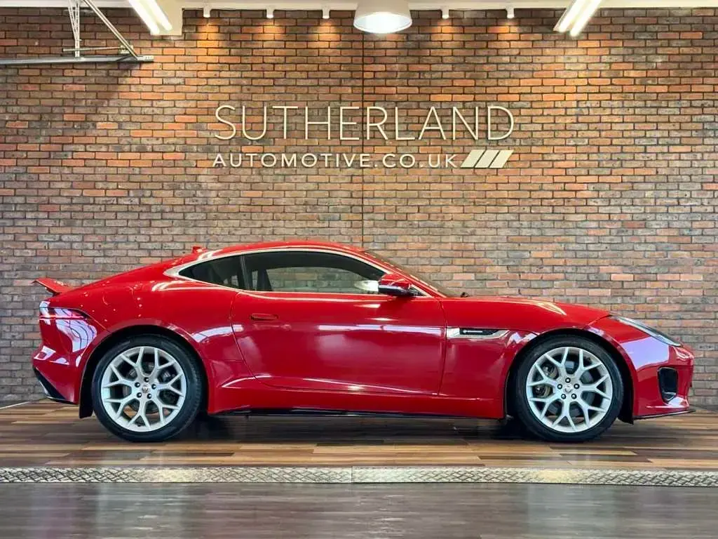 Used Jaguar F-Type R-Dynamic 2019 Red Coupe