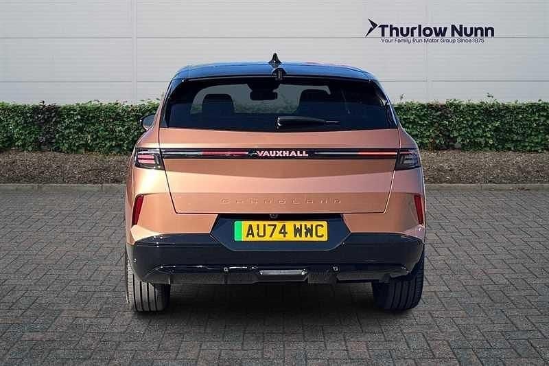 Used Vauxhall Grandland 156 kW (213 HP) 2024 Impact copper SUV