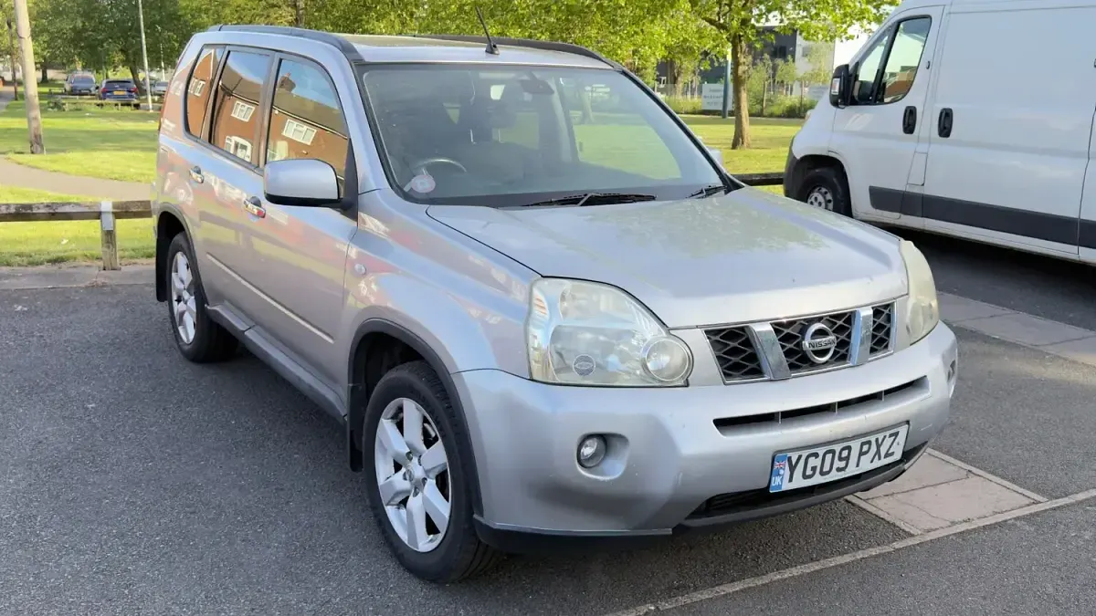 Used Nissan X-Trail 150 HP (110 kW) 2009 Silver SUV